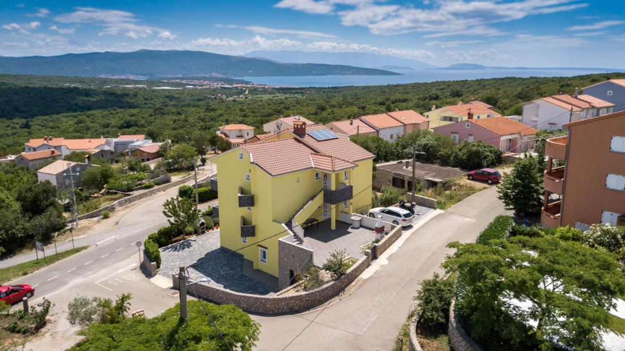 Apartments Jana Salatić Zewnętrze zdjęcie