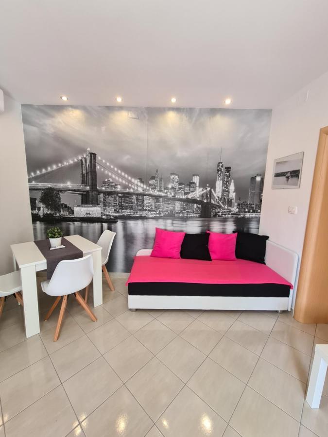 Apartments Jana Salatić Zewnętrze zdjęcie