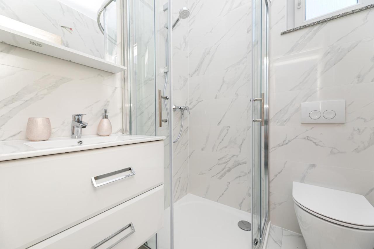 Apartments Jana Salatić Zewnętrze zdjęcie