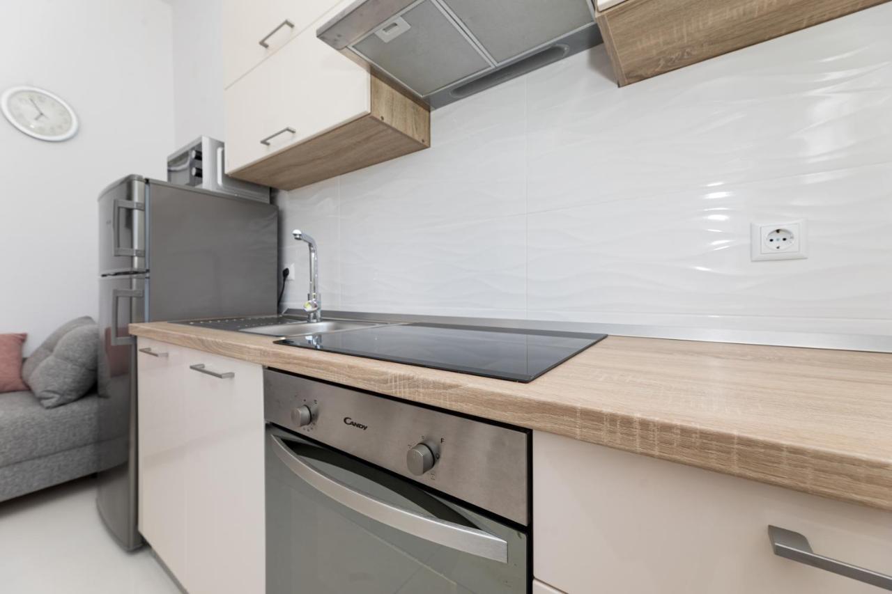 Apartments Jana Salatić Zewnętrze zdjęcie