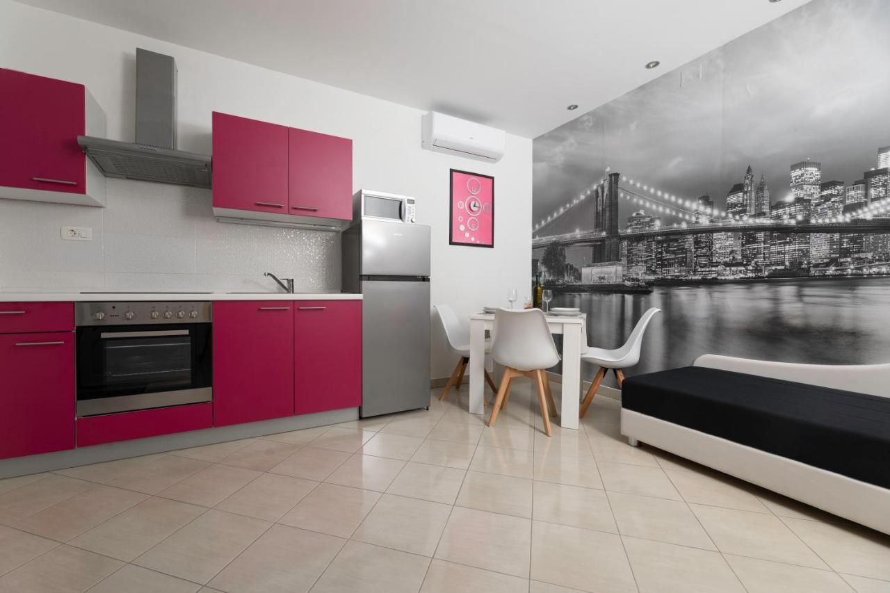 Apartments Jana Salatić Zewnętrze zdjęcie