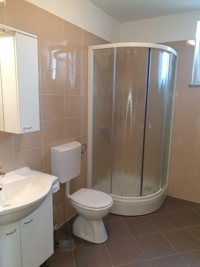 Apartments Jana Salatić Zewnętrze zdjęcie